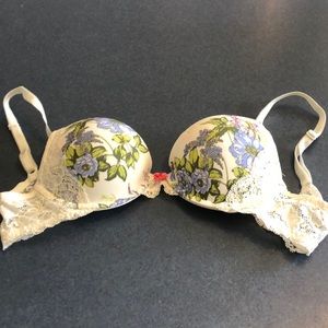 34B bra
